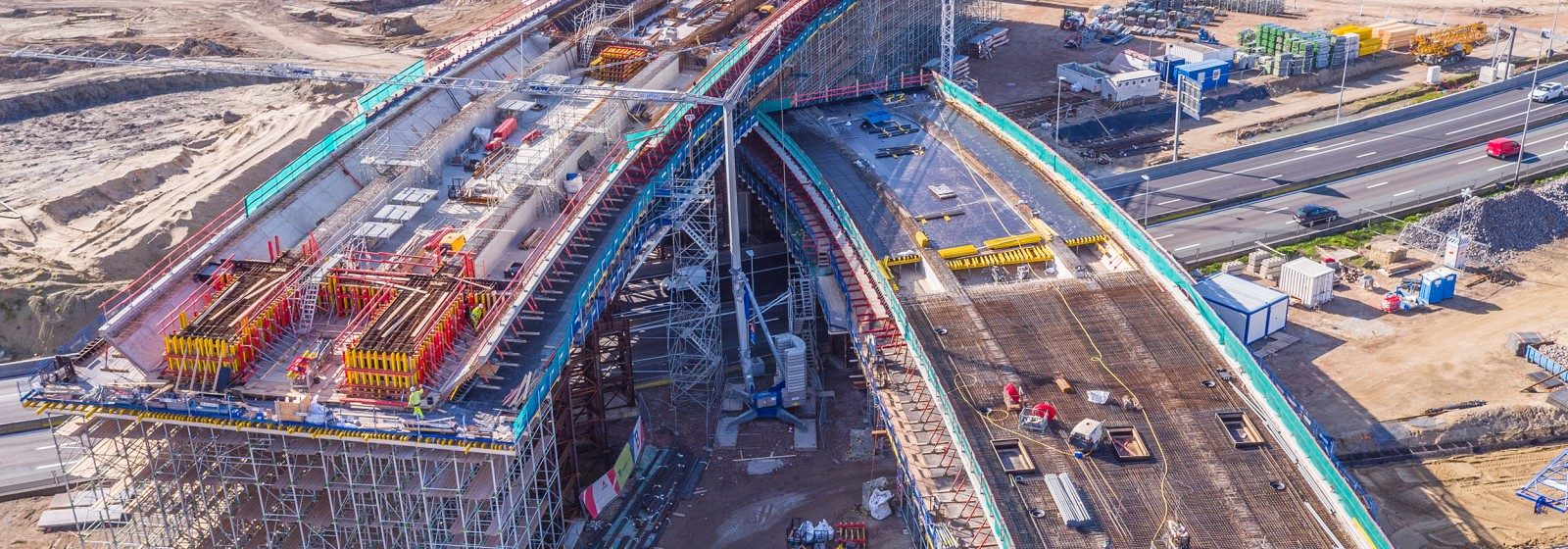 Overkluizing van de nieuwe flyover van de E17 ter hoogte van Antwerpen-West