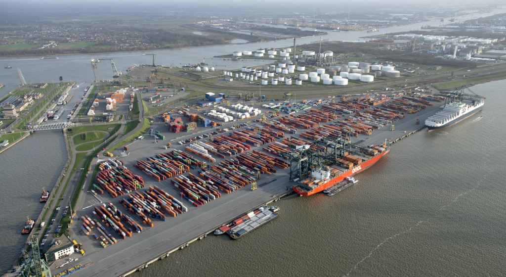 De Europa Terminal van PSA in de Antwerpse haven