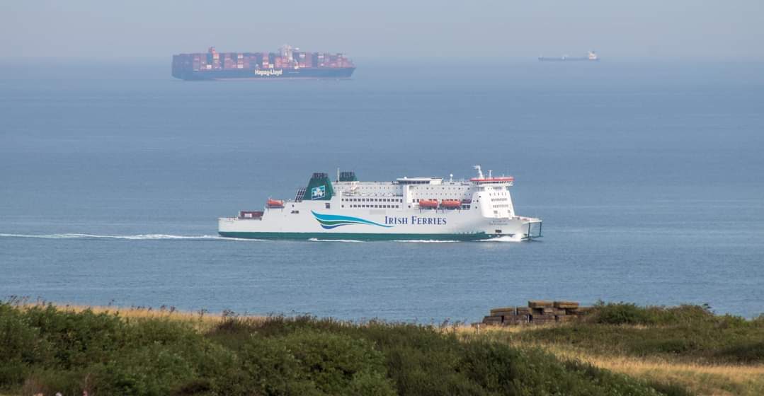 Ropax 'Isle of Inishmore' in Calais