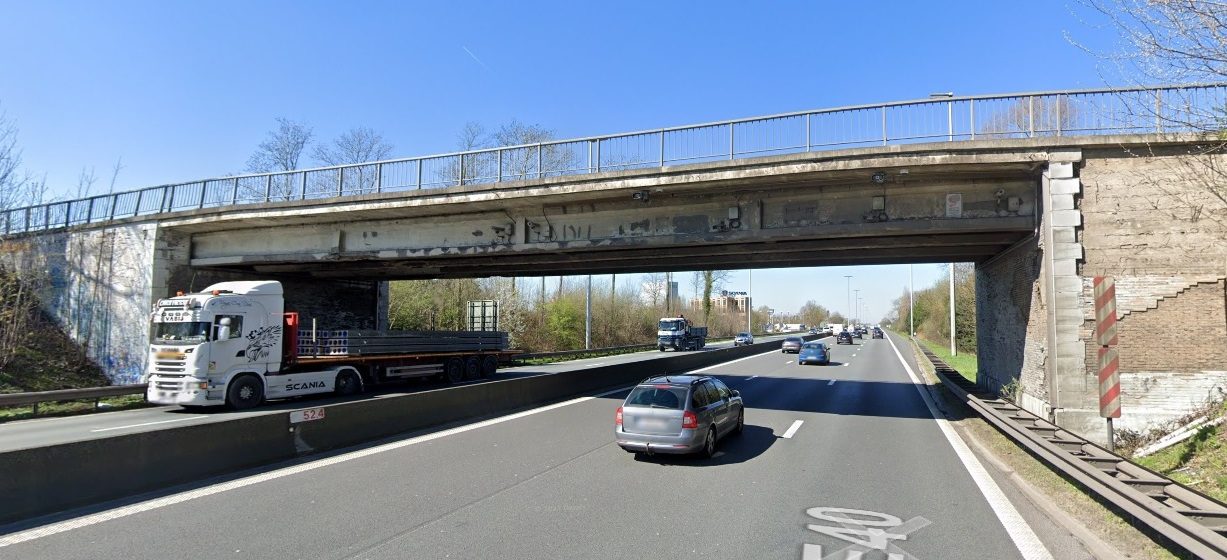 Brug over E40 Drongen