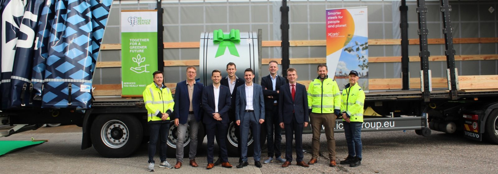 Eerste e-truck vervoert staalrol bij ArcelorMittal