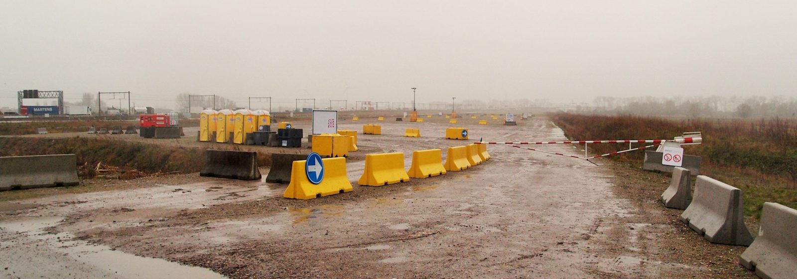 Noodparking voor brexit in de achterhaven van Zeebrugge