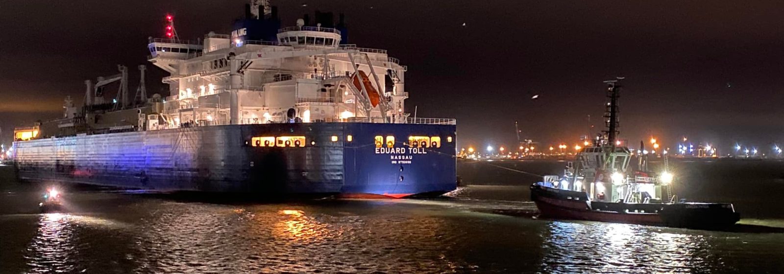 Aankomst gastanker 'Eduard Toll' in Zeebrugge