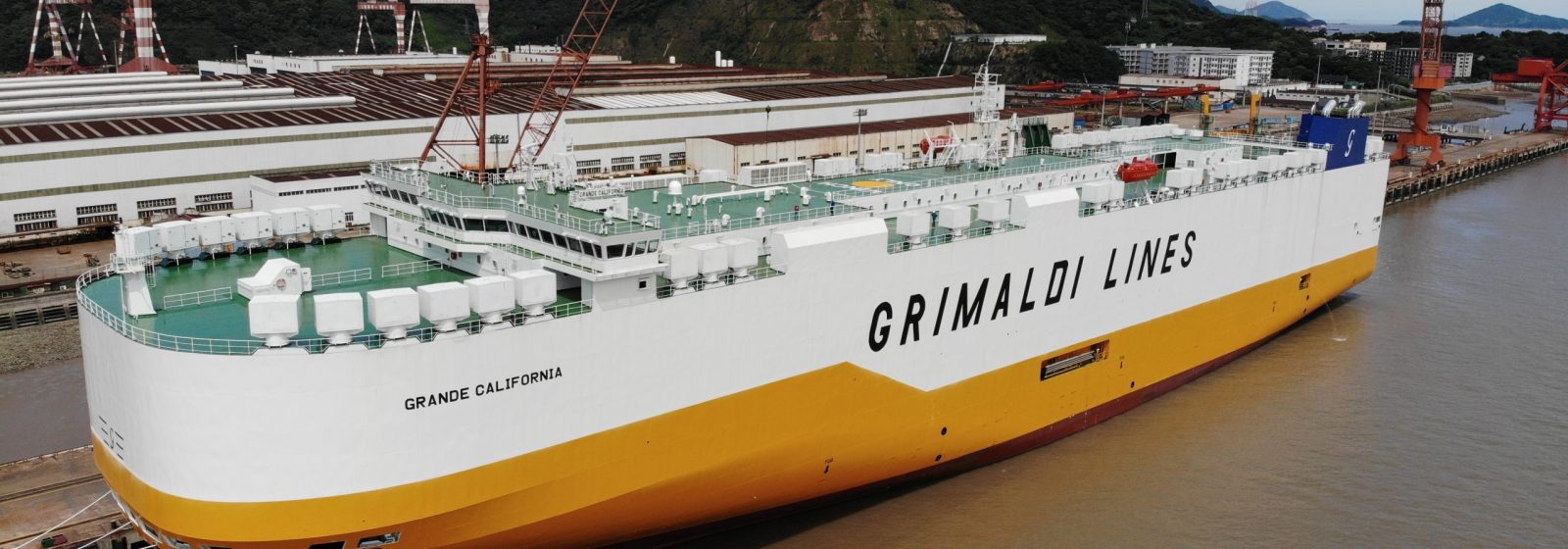 De autocarrier 'Grande California' van Grimaldi